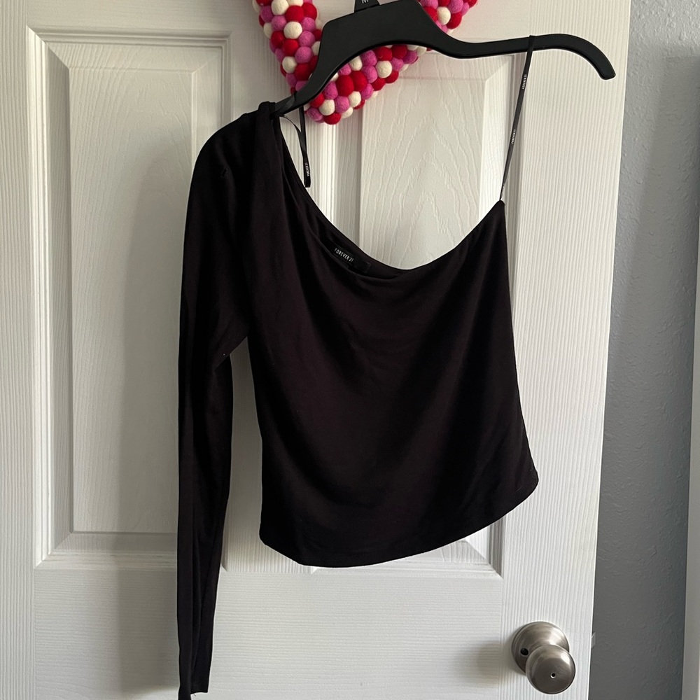 Half sleeve shirt